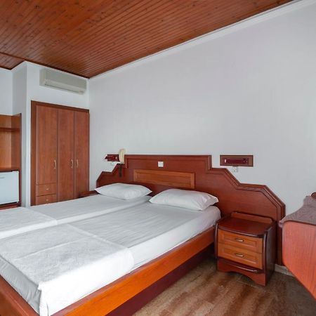 Binji Hotel Epidaurus Экстерьер фото