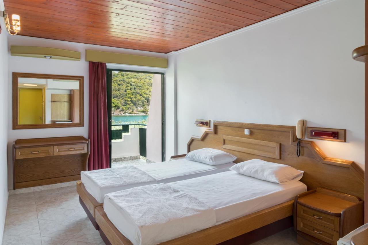 Binji Hotel Epidaurus Экстерьер фото