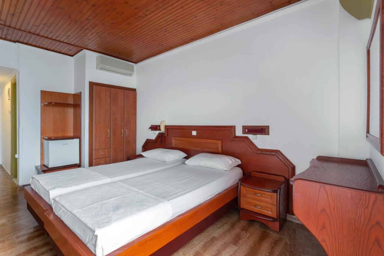 Binji Hotel Epidaurus Экстерьер фото