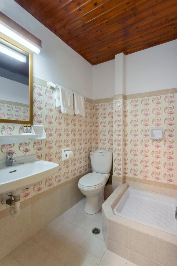 Binji Hotel Epidaurus Экстерьер фото