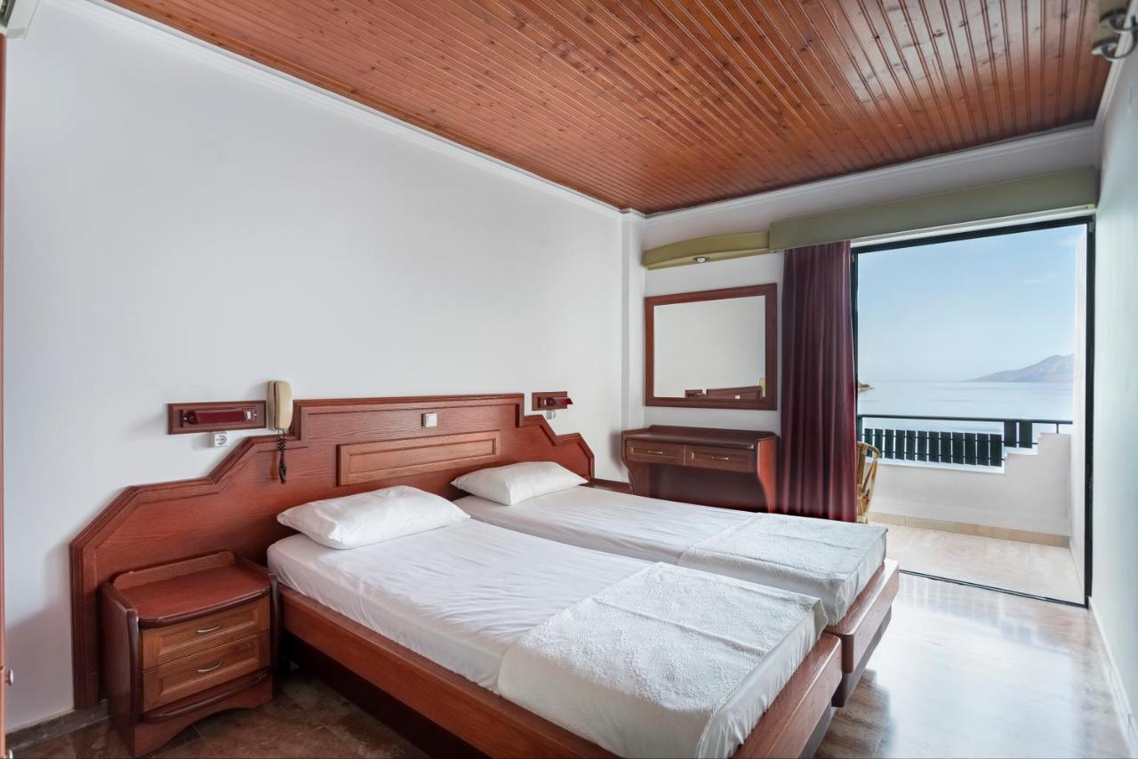 Binji Hotel Epidaurus Экстерьер фото